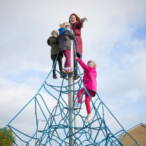 klätternät för barn med active pyramid 4000