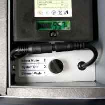 Öppet batterifack i foten på Wind A1 gatupratare