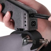 Montering av belysning med klämfäste för rör