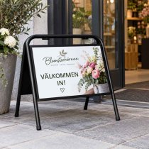 Gatupratare A3 Mini sign utanför blomsterbutik