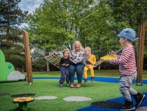 muumin hängmatta till lekpark