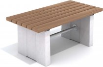 Träbord med betongfötter