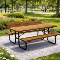 Picknickbord stort i parkmiljö