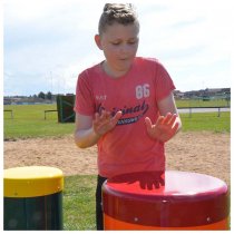 Färgglada Sambatrummor Utomhusbruk miljöbild