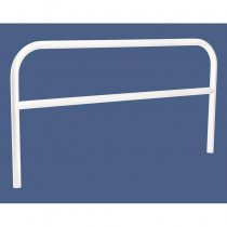 Lackerat metallstaket i vitt