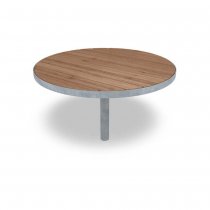 Runt parkbord i värmebehandlat furu