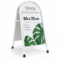 Vit gatupratare med top sign och 50x70 affisch