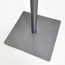 Skylthållare A4 silver närbild stabil basplatta